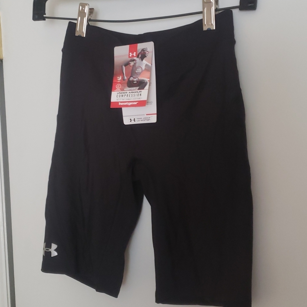 UNDER ARMOR